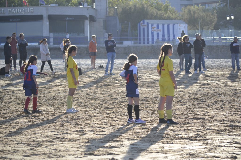 Fomentar Futbol en Niñas Fútbol Playa Niñas